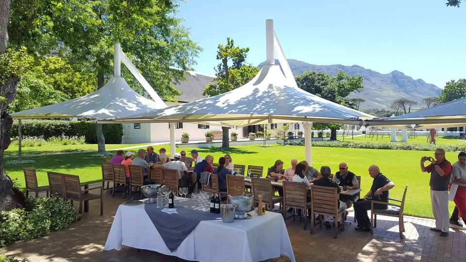 <h2>The Best of South Africa 2017</h2>14 Nights, 4 on Safari | 5 Rounds | Wine Tours & Sightseeing | November 3 – 17